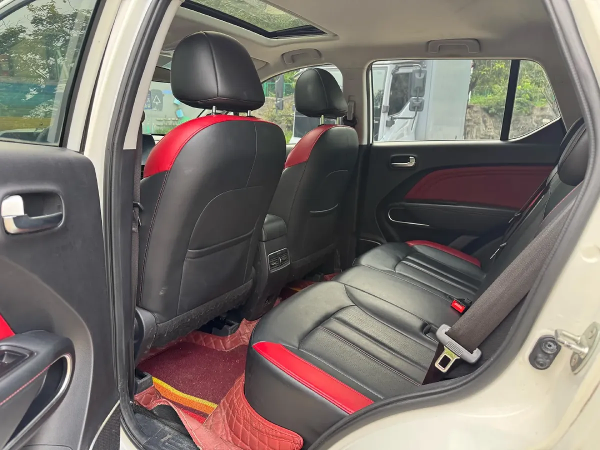 2021 GAC Trumpchi GS3 1.5T 169HP L4 6AT,autocango,china used car exporter,china ev exporter,chinese used car exporter,chinese used ev exporter