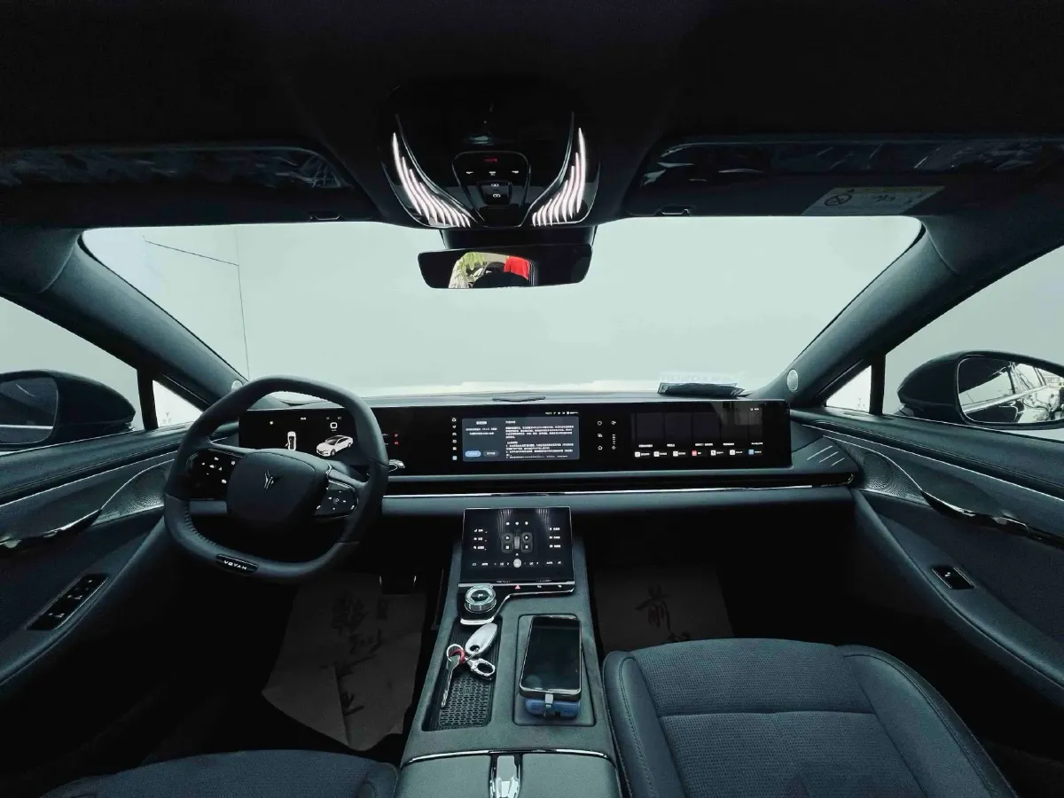 2024 Voyah ZhuiGuang 1.5T 136HP L4 PHEV 43KWH,autocango,china used car exporter,china ev exporter,chinese used car exporter,chinese used ev exporter