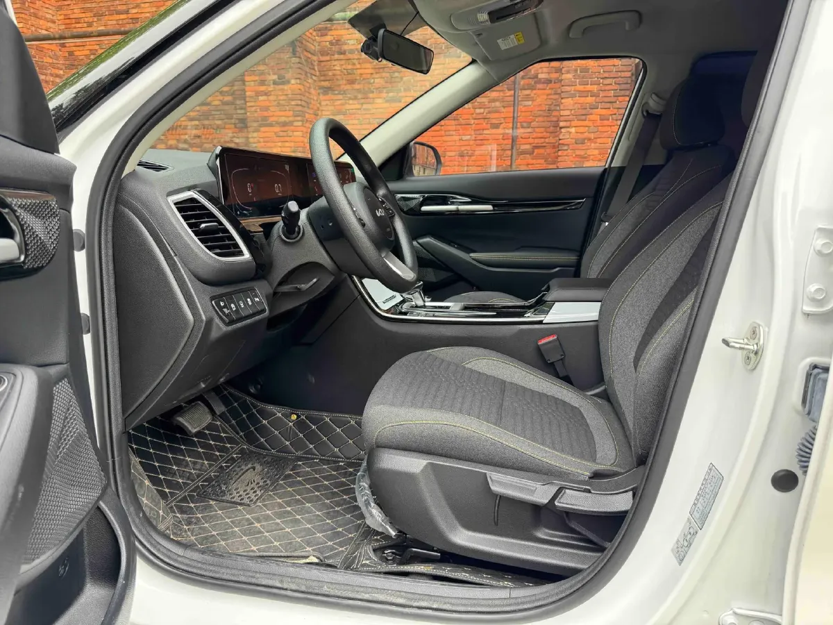 2023 Kia Seltos 1.5L 115HP L4 CVT,autocango,china used car exporter,china ev exporter,chinese used car exporter,chinese used ev exporter