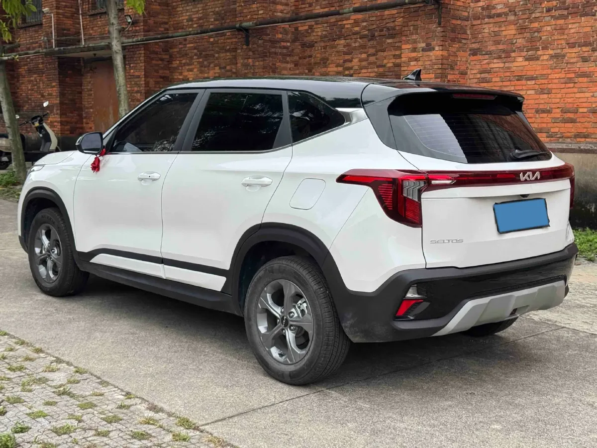 2023 Kia Seltos 1.5L 115HP L4 CVT,autocango,china used car exporter,china ev exporter,chinese used car exporter,chinese used ev exporter