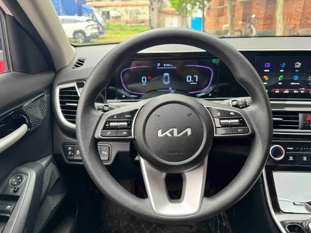 2023 Kia Seltos 1.5L 115HP L4 CVT,autocango,china used car exporter,china ev exporter,chinese used car exporter,chinese used ev exporter