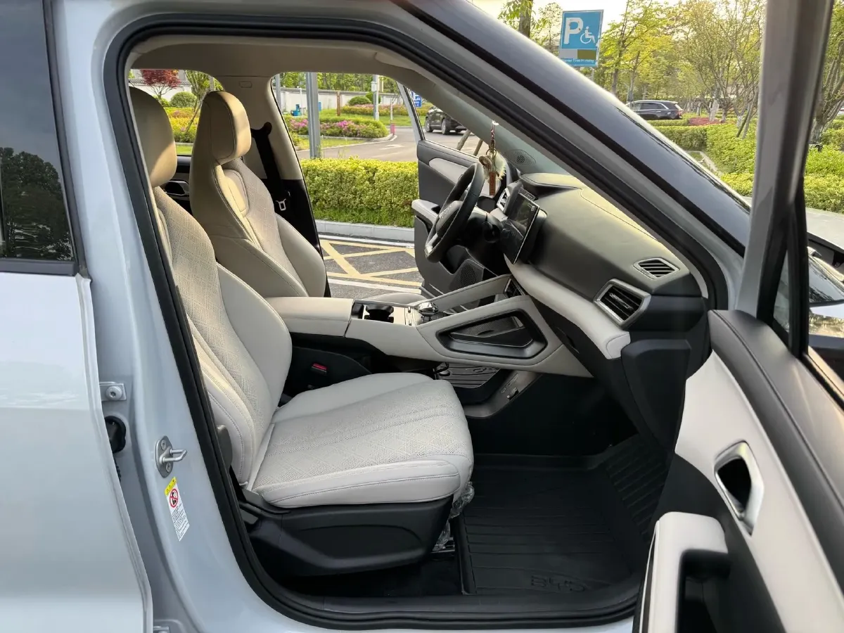 2024 BYD YuanUP BEV 45.12KWH,autocango,china used car exporter,china ev exporter,chinese used car exporter,chinese used ev exporter