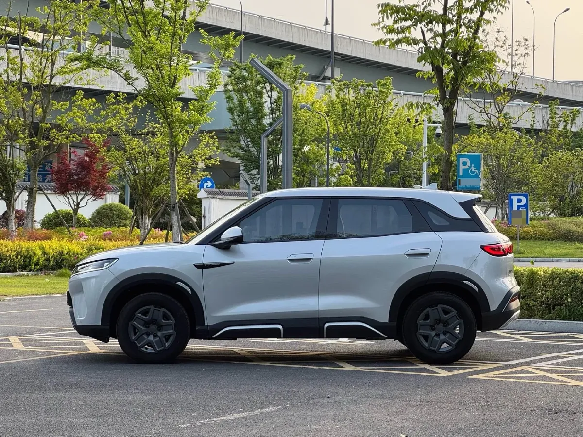 2024 BYD YuanUP BEV 45.12KWH,autocango,china used car exporter,china ev exporter,chinese used car exporter,chinese used ev exporter