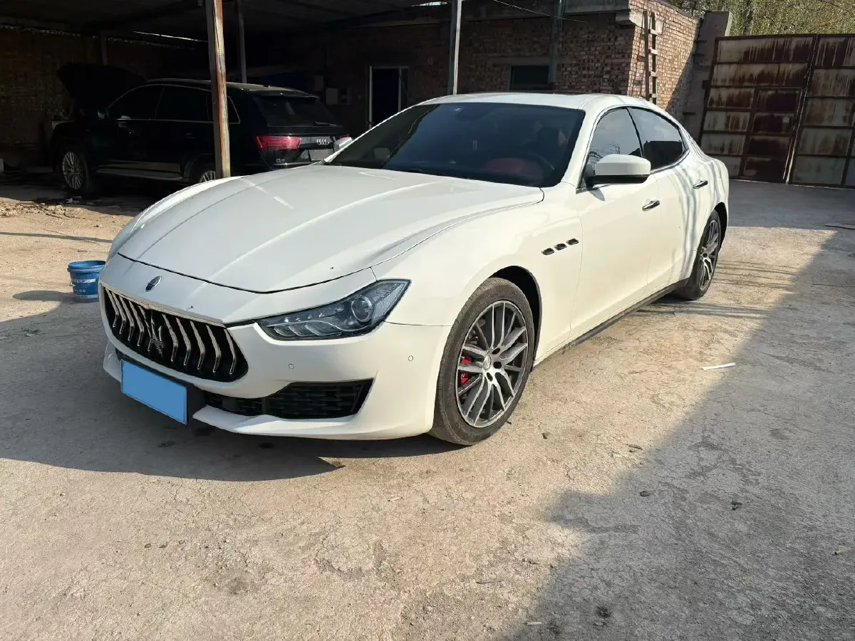 2018 Maserati Ghibli 3.0T 350HP V6 8AT,autocango,china used car exporter,china ev exporter,chinese used car exporter,chinese used ev exporter