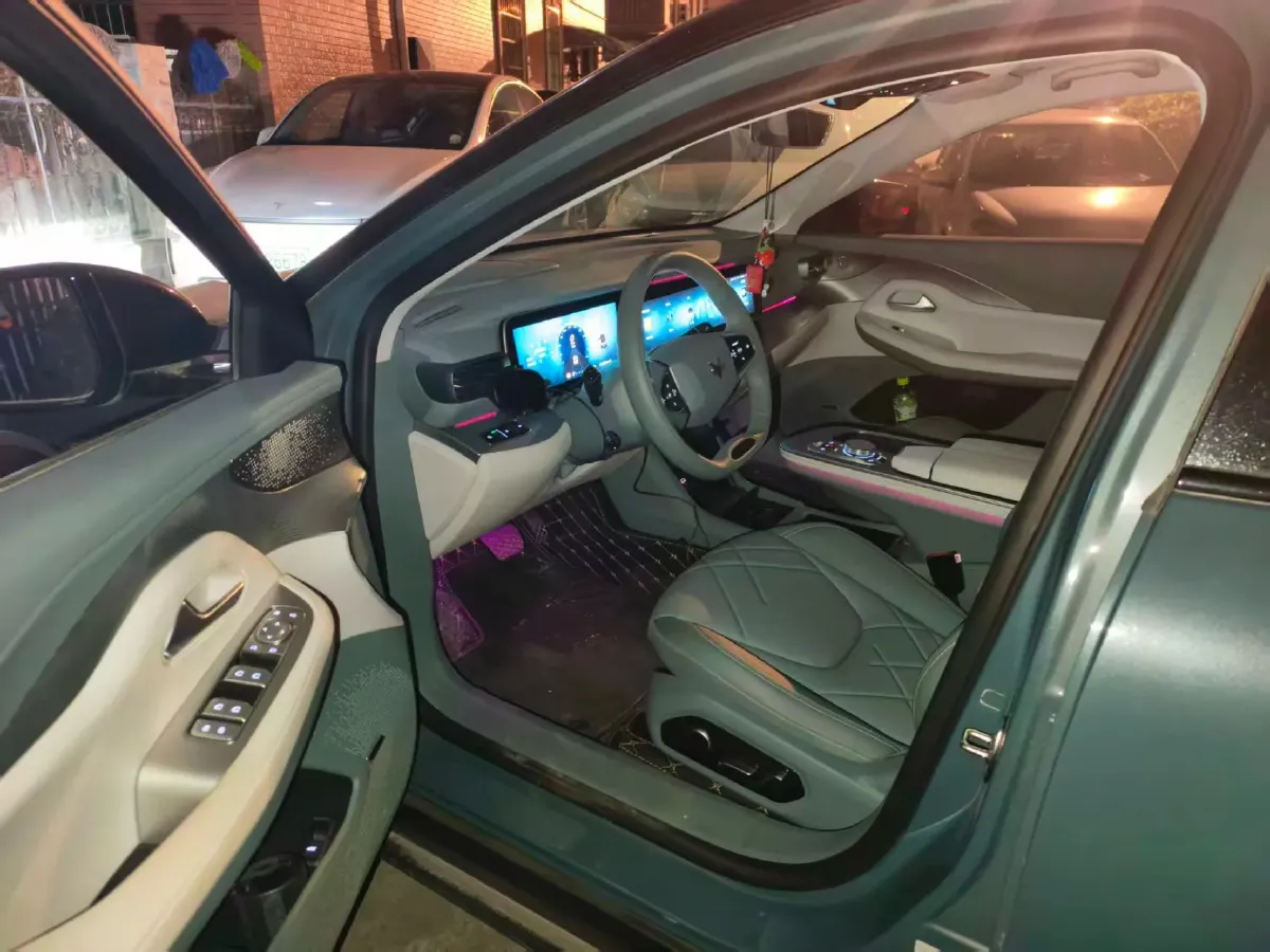 2023 ARCFOX αS BEV 65.6KWH,autocango,china used car exporter,china ev exporter,chinese used car exporter,chinese used ev exporter