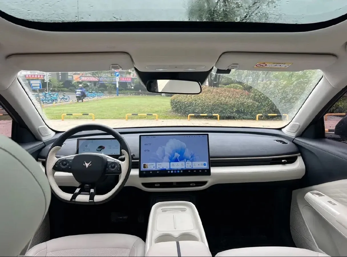 2026 ARCFOX T1 BEV,autocango,china used car exporter,china ev exporter,chinese used car exporter,chinese used ev exporter