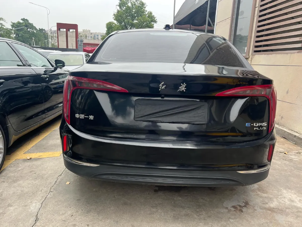 2023 HongQi E-QM5 BEV 74.9KWH,autocango,china used car exporter,china ev exporter,chinese used car exporter,chinese used ev exporter