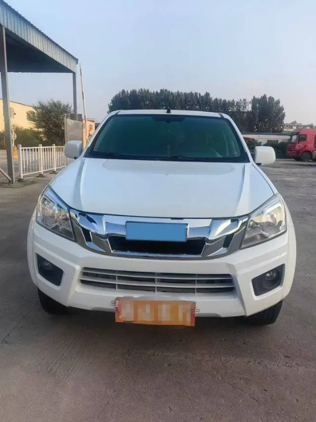 2020 JMC BaoDian 2.5T 140HP L4 5MT,autocango,china used car exporter,china ev exporter,chinese used car exporter,chinese used ev exporter