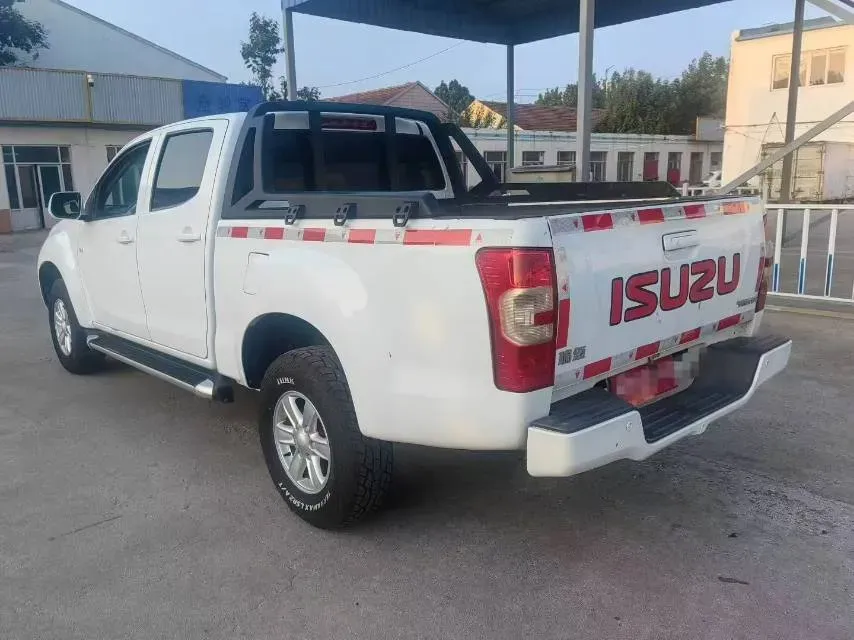 2020 JMC BaoDian 2.5T 140HP L4 5MT,autocango,china used car exporter,china ev exporter,chinese used car exporter,chinese used ev exporter