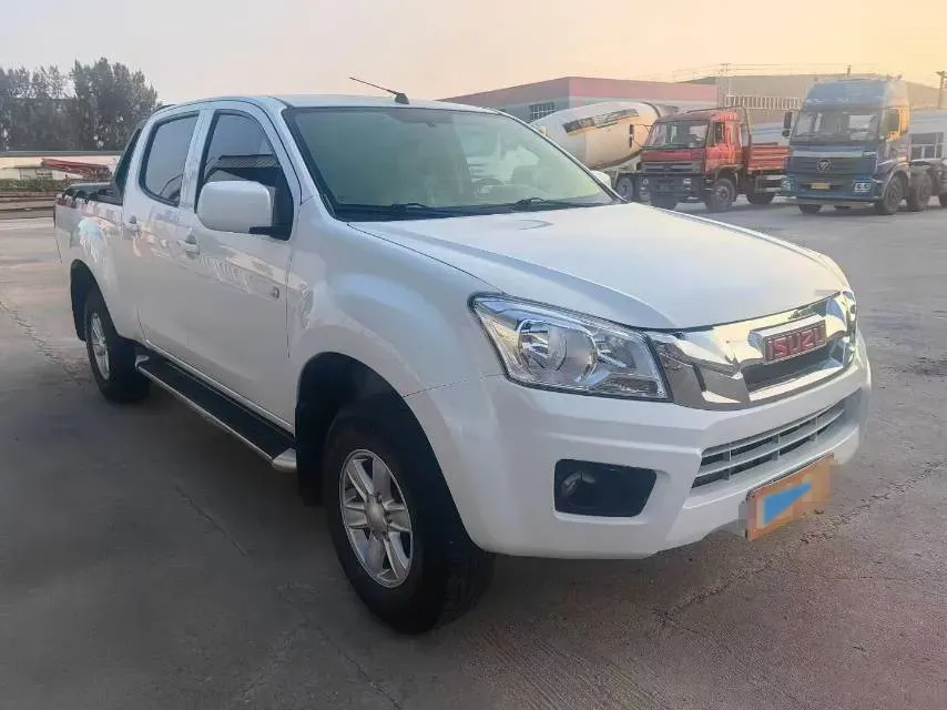 2020 JMC BaoDian 2.5T 140HP L4 5MT,autocango,china used car exporter,china ev exporter,chinese used car exporter,chinese used ev exporter