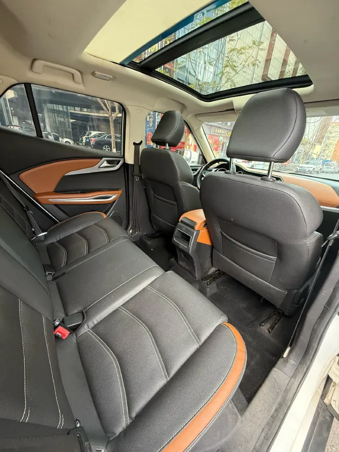 2017 Zotye T300 1.5T 144HP L4 CVT,autocango,china used car exporter,china ev exporter,chinese used car exporter,chinese used ev exporter