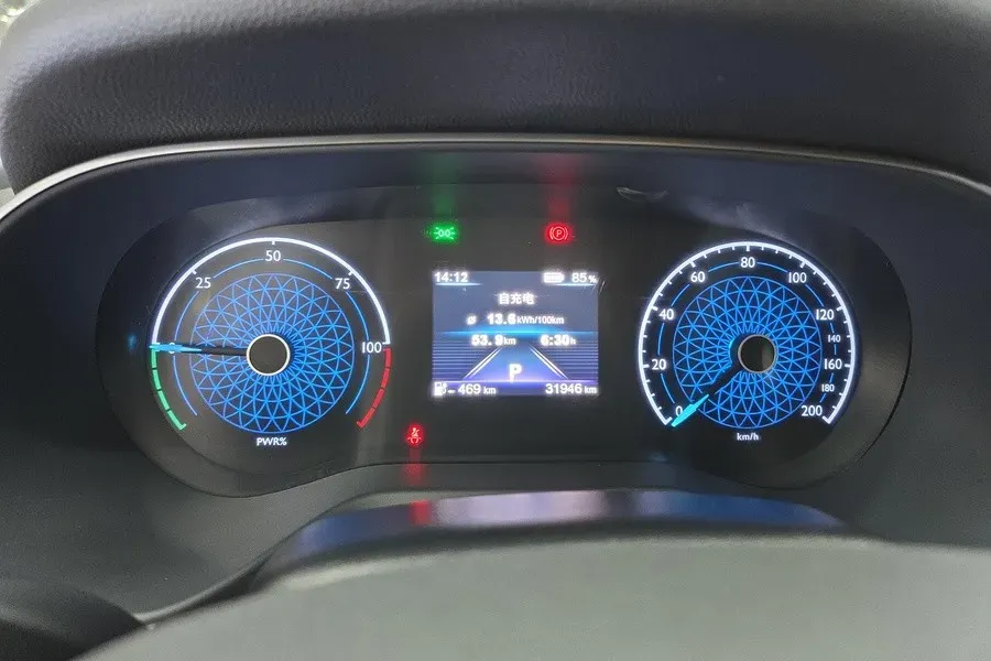 2024 HongQi E-QM5 BEV 72KWH,autocango,china used car exporter,china ev exporter,chinese used car exporter,chinese used ev exporter