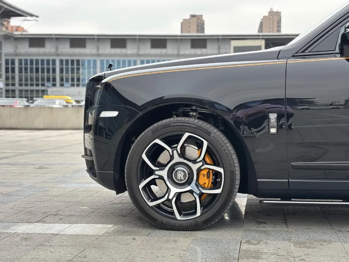 2018 Rolls-Royce Cullinan 6.7T 571HP V12 8AT,autocango,china used car exporter,china ev exporter,chinese used car exporter,chinese used ev exporter