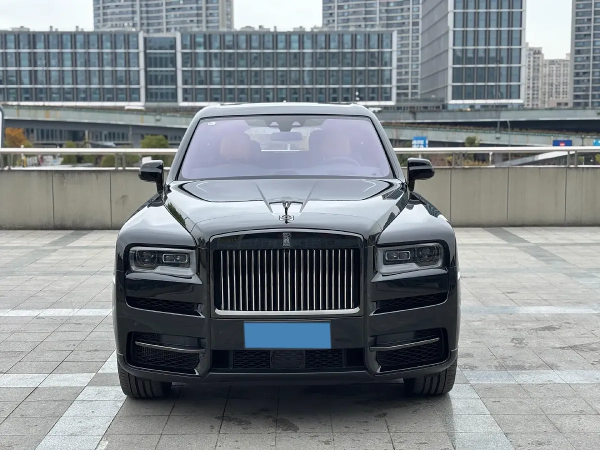 2018 Rolls-Royce Cullinan 6.7T 571HP V12 8AT,autocango,china used car exporter,china ev exporter,chinese used car exporter,chinese used ev exporter
