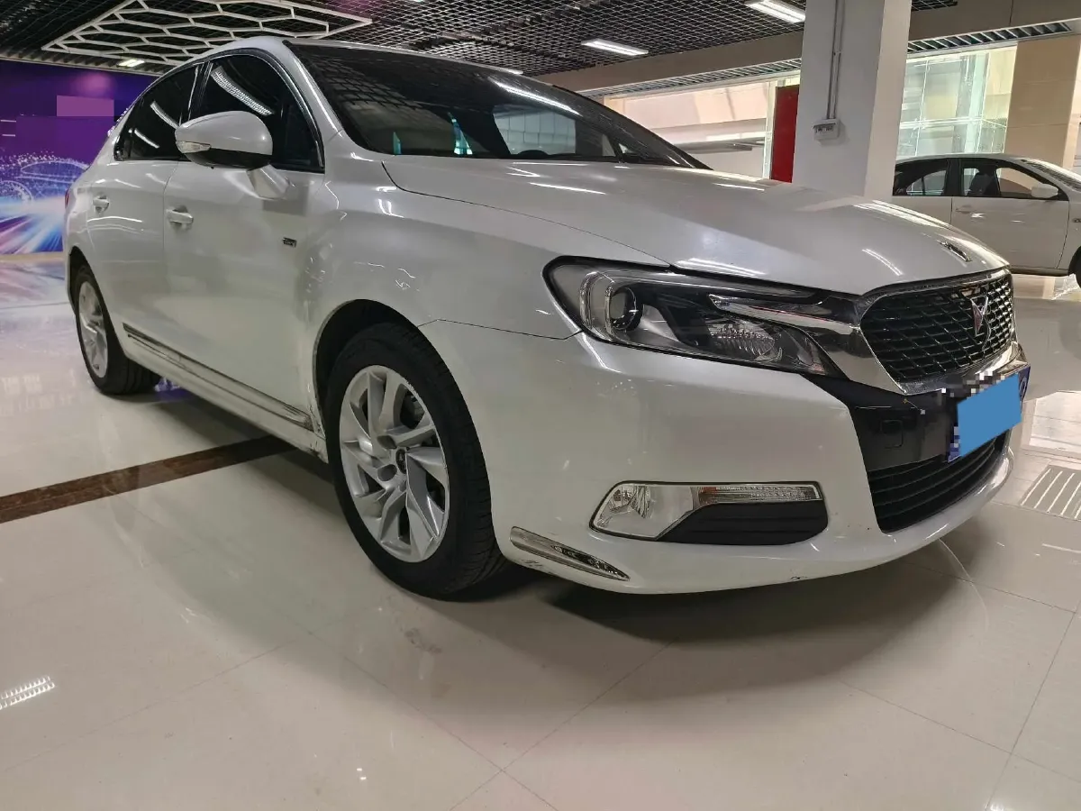 2016 DS 5LS 1.6T 167HP L4 6AT,autocango,china used car exporter,china ev exporter,chinese used car exporter,chinese used ev exporter