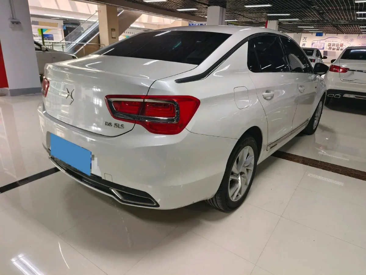 2016 DS 5LS 1.6T 167HP L4 6AT,autocango,china used car exporter,china ev exporter,chinese used car exporter,chinese used ev exporter