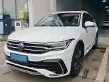 2025 Volkswagen Tiguan L 2.0T 186HP L4 7DCT