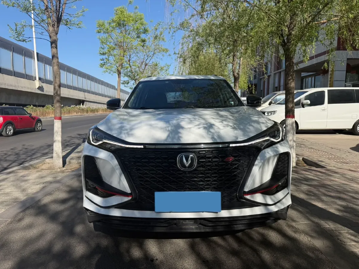 2021 ChangAn CS75 Plus 1.5T 178HP L4 6AT,autocango,china used car exporter,china ev exporter,chinese used car exporter,chinese used ev exporter