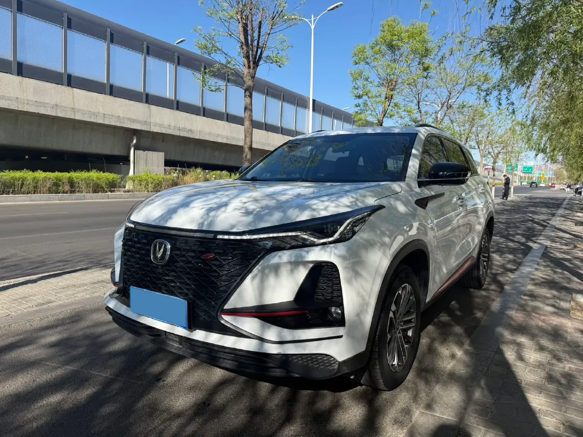 2021 ChangAn CS75 Plus 1.5T 178HP L4 6AT,autocango,china used car exporter,china ev exporter,chinese used car exporter,chinese used ev exporter