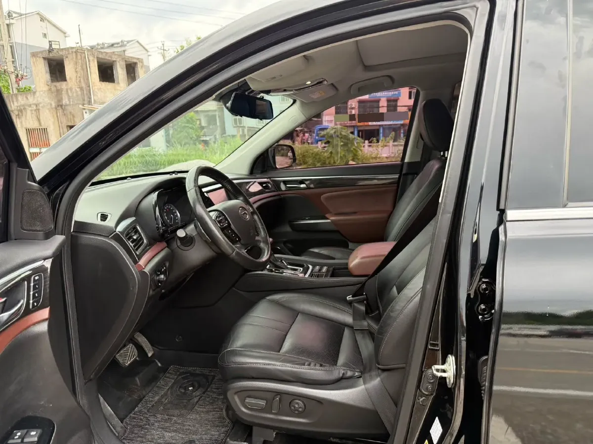 2017 GAC Trumpchi GS8 2.0T 201HP L4 6AT,autocango,china used car exporter,china ev exporter,chinese used car exporter,chinese used ev exporter