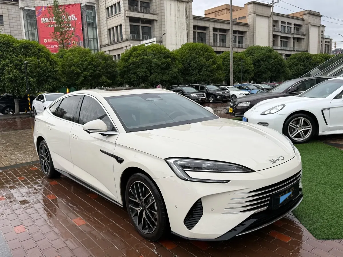 2025 BYD Seal07 DM-i 1.5L 101HP L4 E-CVT PHEV 17.6KWH,autocango,china used car exporter,china ev exporter,chinese used car exporter,chinese used ev exporter