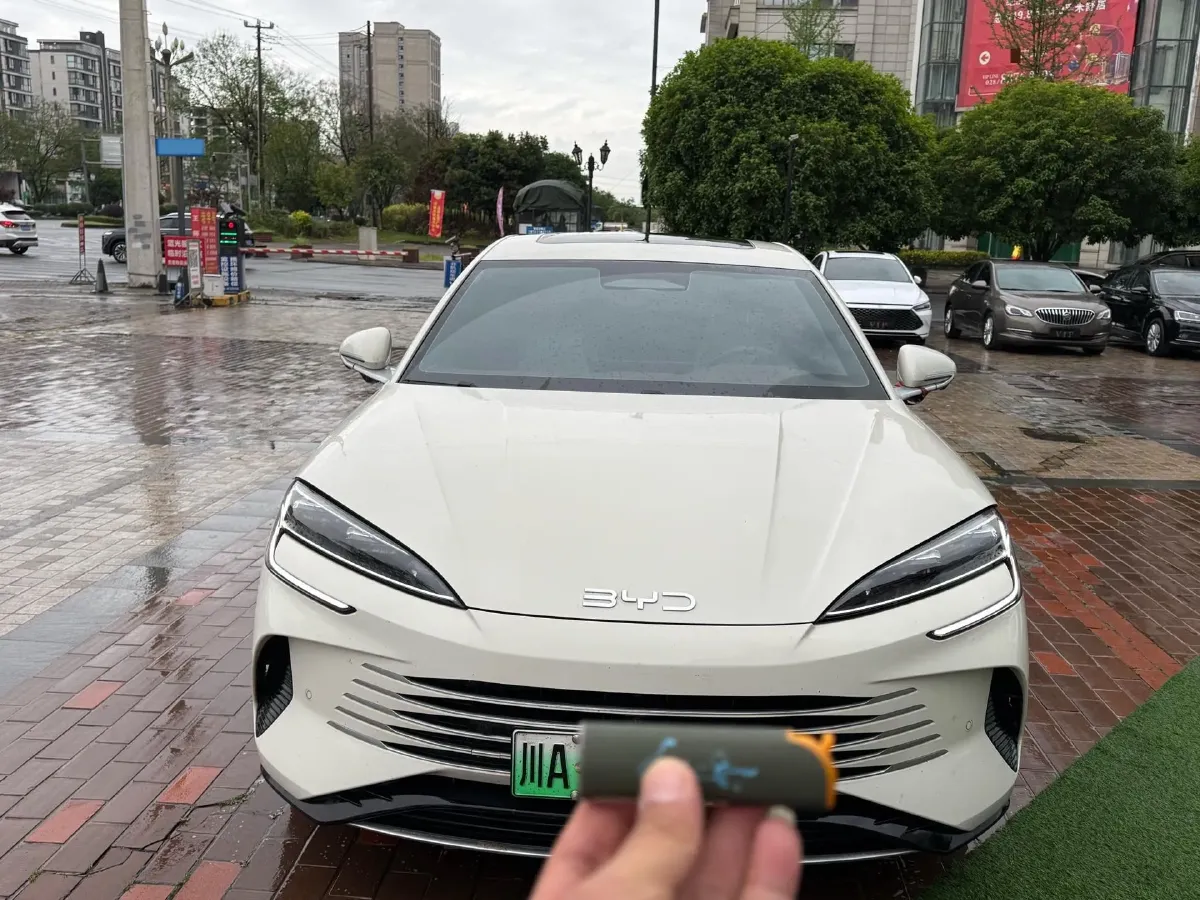 2025 BYD Seal07 DM-i 1.5L 101HP L4 E-CVT PHEV 17.6KWH,autocango,china used car exporter,china ev exporter,chinese used car exporter,chinese used ev exporter