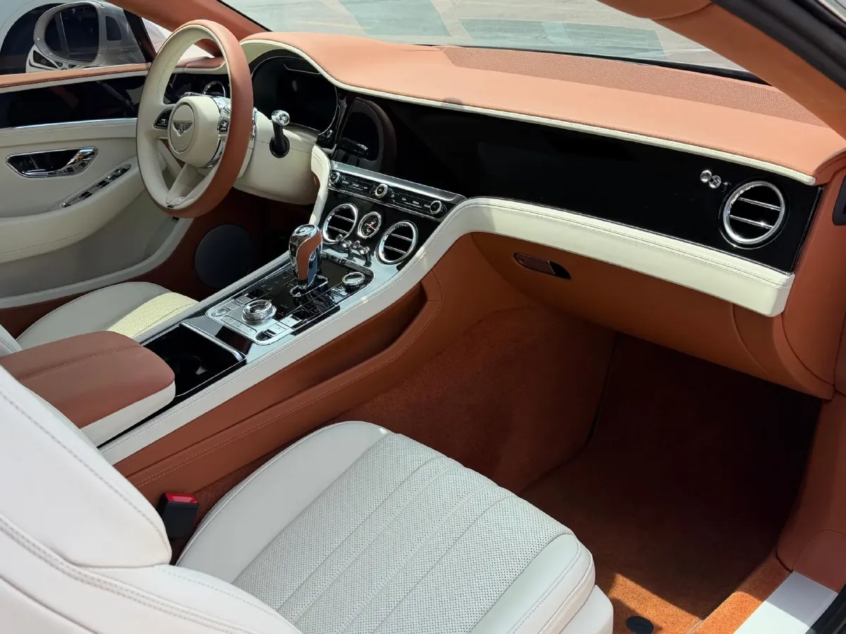 2024 Bentley Continental 4.0T 549HP V8 8DCT,autocango,china used car exporter,china ev exporter,chinese used car exporter,chinese used ev exporter