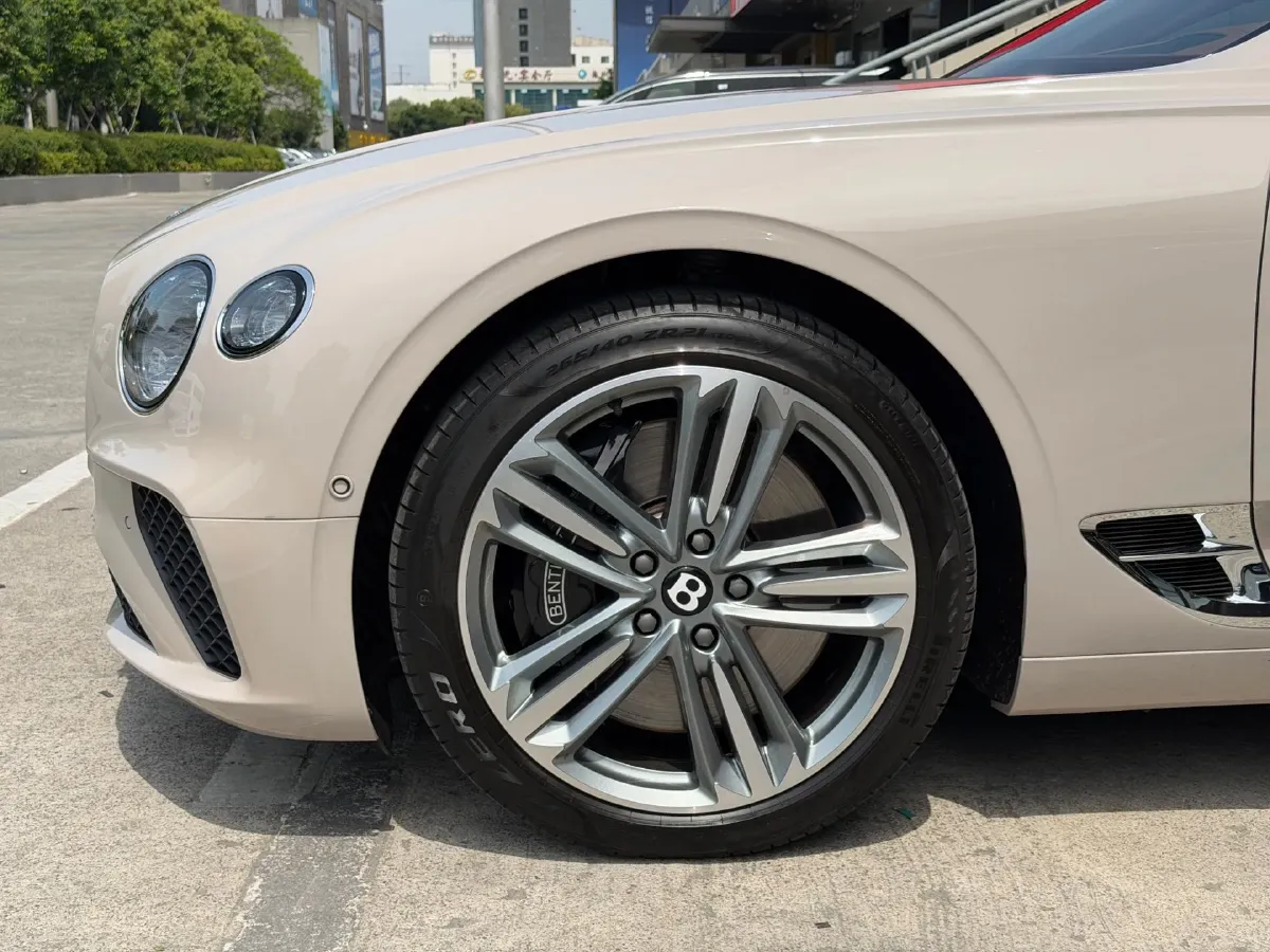 2024 Bentley Continental 4.0T 549HP V8 8DCT,autocango,china used car exporter,china ev exporter,chinese used car exporter,chinese used ev exporter