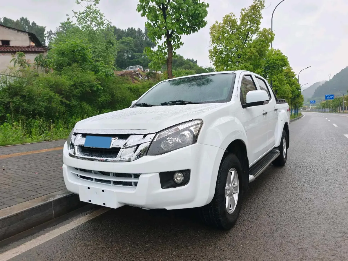 2019 Isuzu LingTuo 2.5T 129HP L4 6AT,autocango,china used car exporter,china ev exporter,chinese used car exporter,chinese used ev exporter