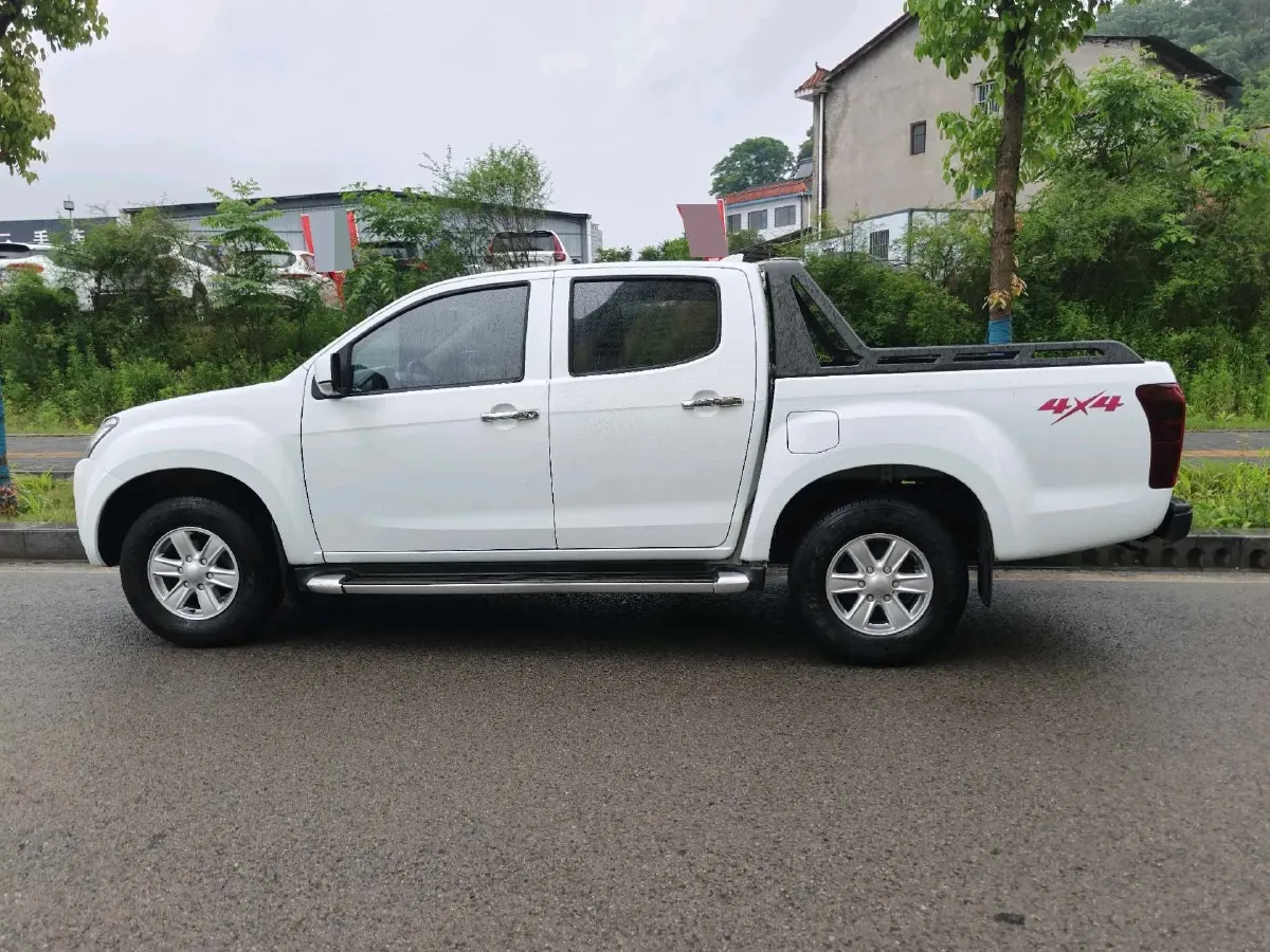 2019 Isuzu LingTuo 2.5T 129HP L4 6AT,autocango,china used car exporter,china ev exporter,chinese used car exporter,chinese used ev exporter