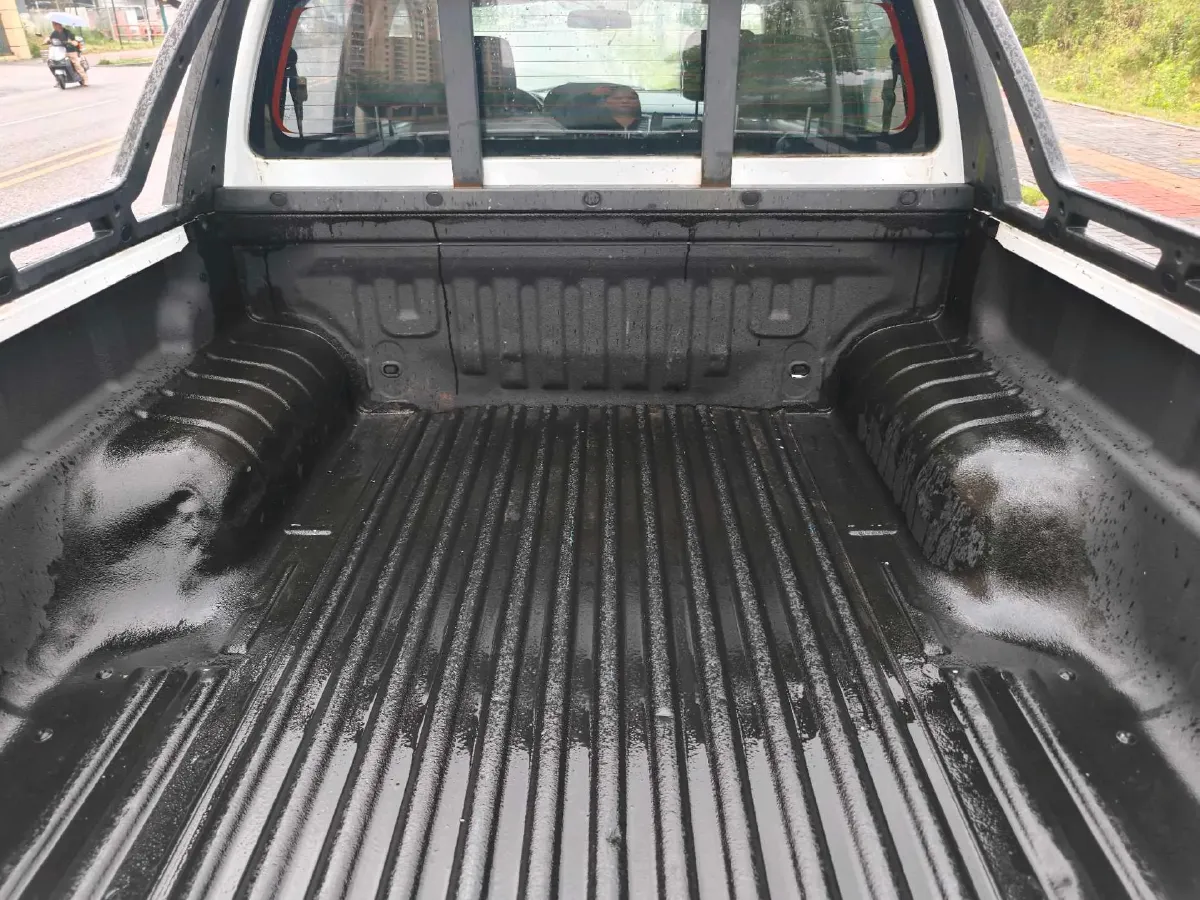 2019 Isuzu LingTuo 2.5T 129HP L4 6AT,autocango,china used car exporter,china ev exporter,chinese used car exporter,chinese used ev exporter