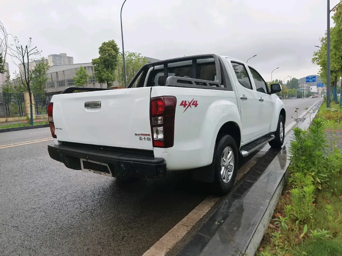 2019 Isuzu LingTuo 2.5T 129HP L4 6AT,autocango,china used car exporter,china ev exporter,chinese used car exporter,chinese used ev exporter