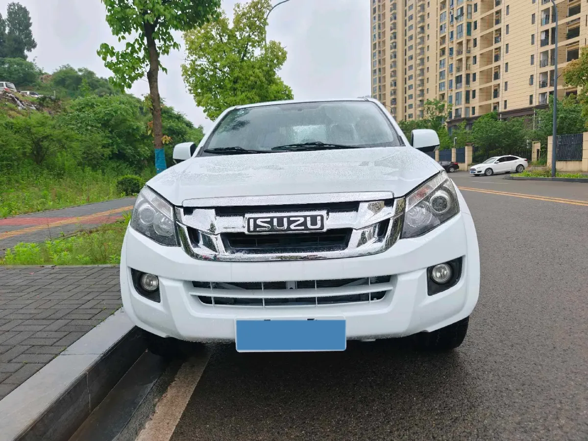 2019 Isuzu LingTuo 2.5T 129HP L4 6AT,autocango,china used car exporter,china ev exporter,chinese used car exporter,chinese used ev exporter
