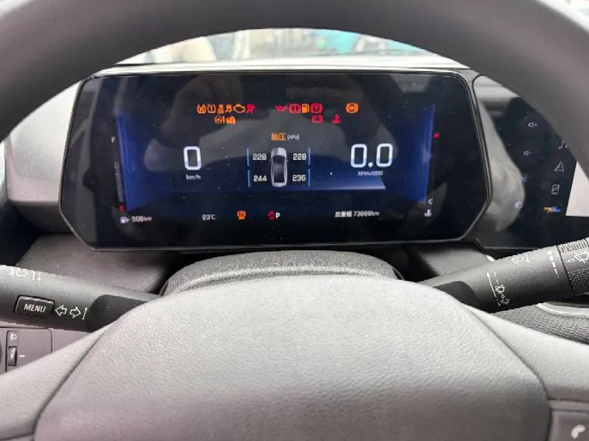 2023 Chevrolet Monza 1.5L 113HP L4 6DCT,autocango,china used car exporter,china ev exporter,chinese used car exporter,chinese used ev exporter