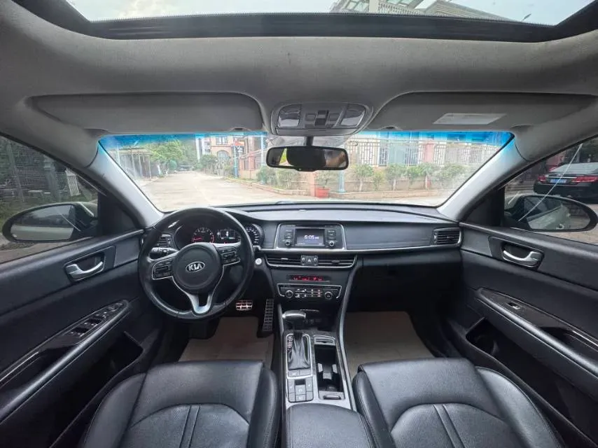 2016 Kia K5 2.0L 161HP L4 6AT,autocango,china used car exporter,china ev exporter,chinese used car exporter,chinese used ev exporter