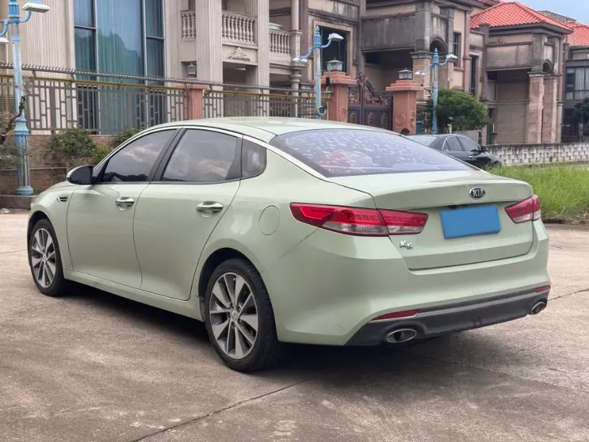 2016 Kia K5 2.0L 161HP L4 6AT,autocango,china used car exporter,china ev exporter,chinese used car exporter,chinese used ev exporter