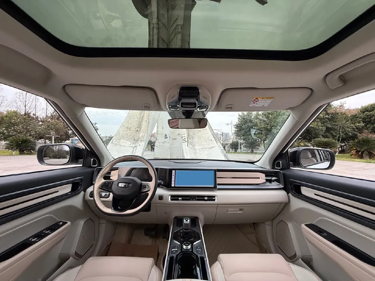 2023 Geely ICON 1.5T 181HP L4 7DCT,autocango,china used car exporter,china ev exporter,chinese used car exporter,chinese used ev exporter