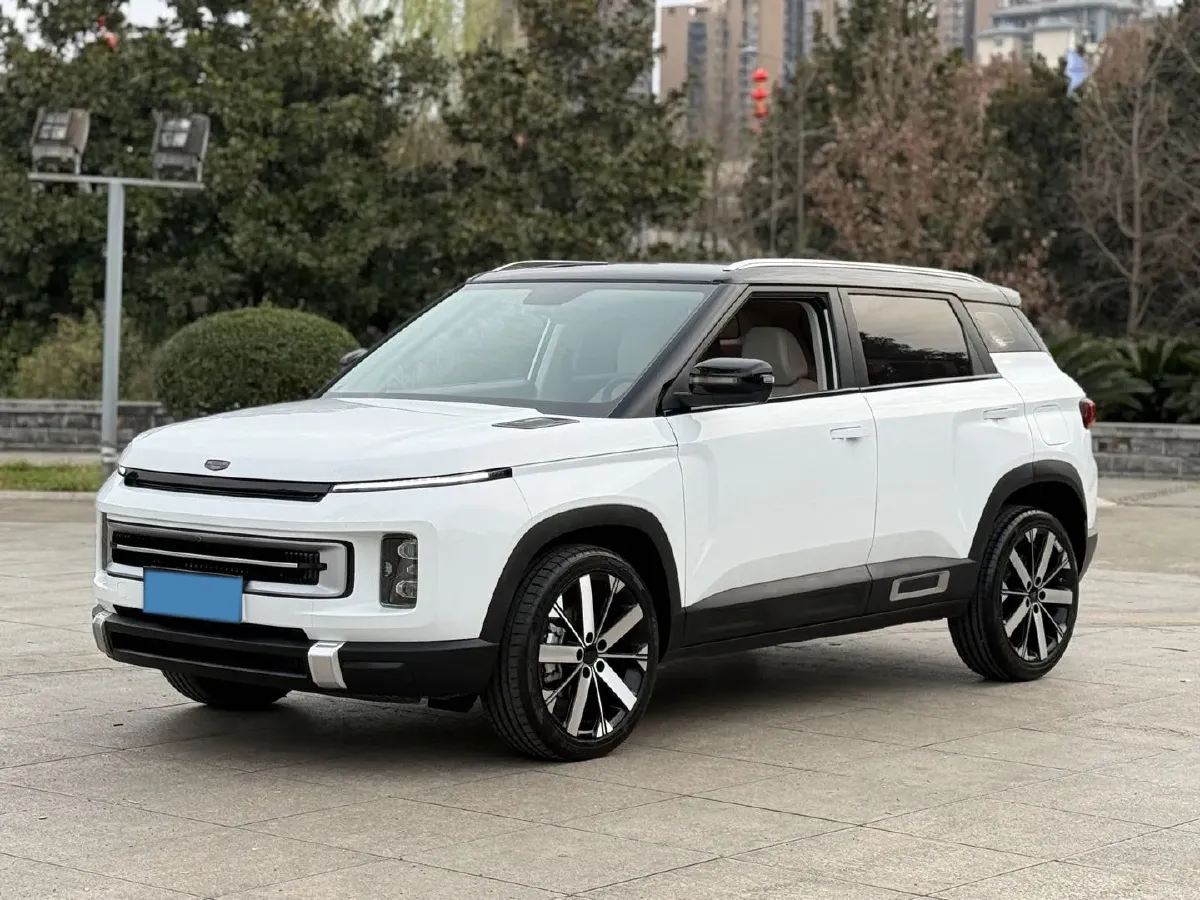 2023 Geely ICON 1.5T 181HP L4 7DCT,autocango,china used car exporter,china ev exporter,chinese used car exporter,chinese used ev exporter