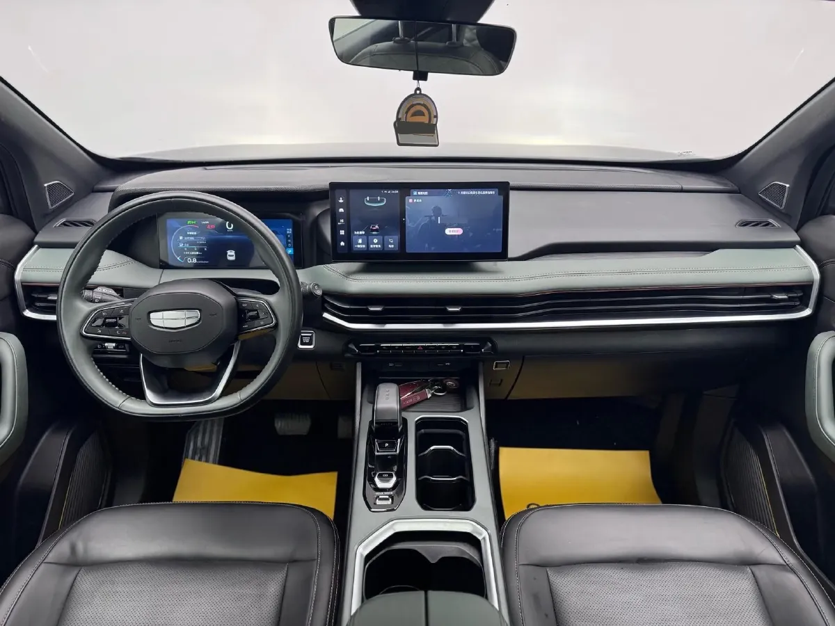 2023 Geely Okavango L 2.0T 218HP L4 7DCT,autocango,china used car exporter,china ev exporter,chinese used car exporter,chinese used ev exporter