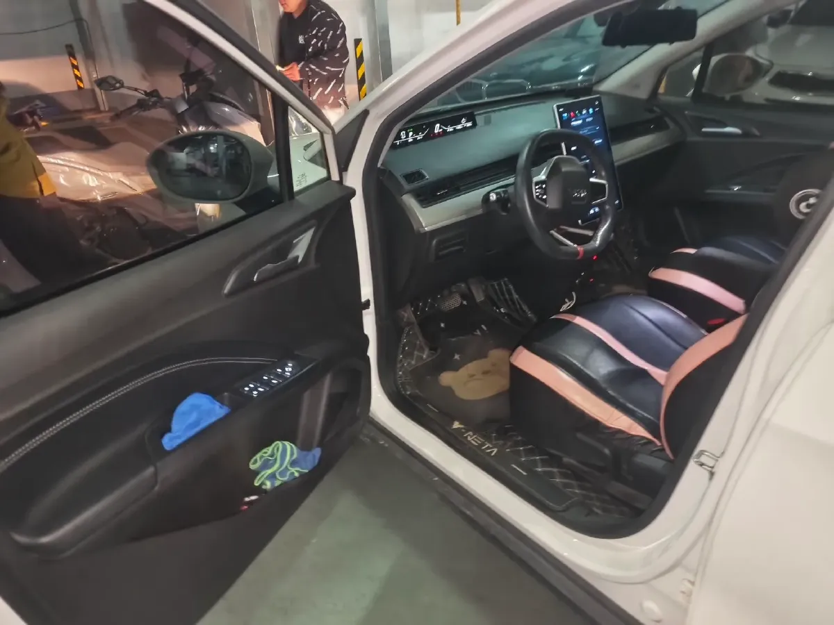 2022 Leapmotor T03 BEV 41KWH,autocango,china used car exporter,china ev exporter,chinese used car exporter,chinese used ev exporter