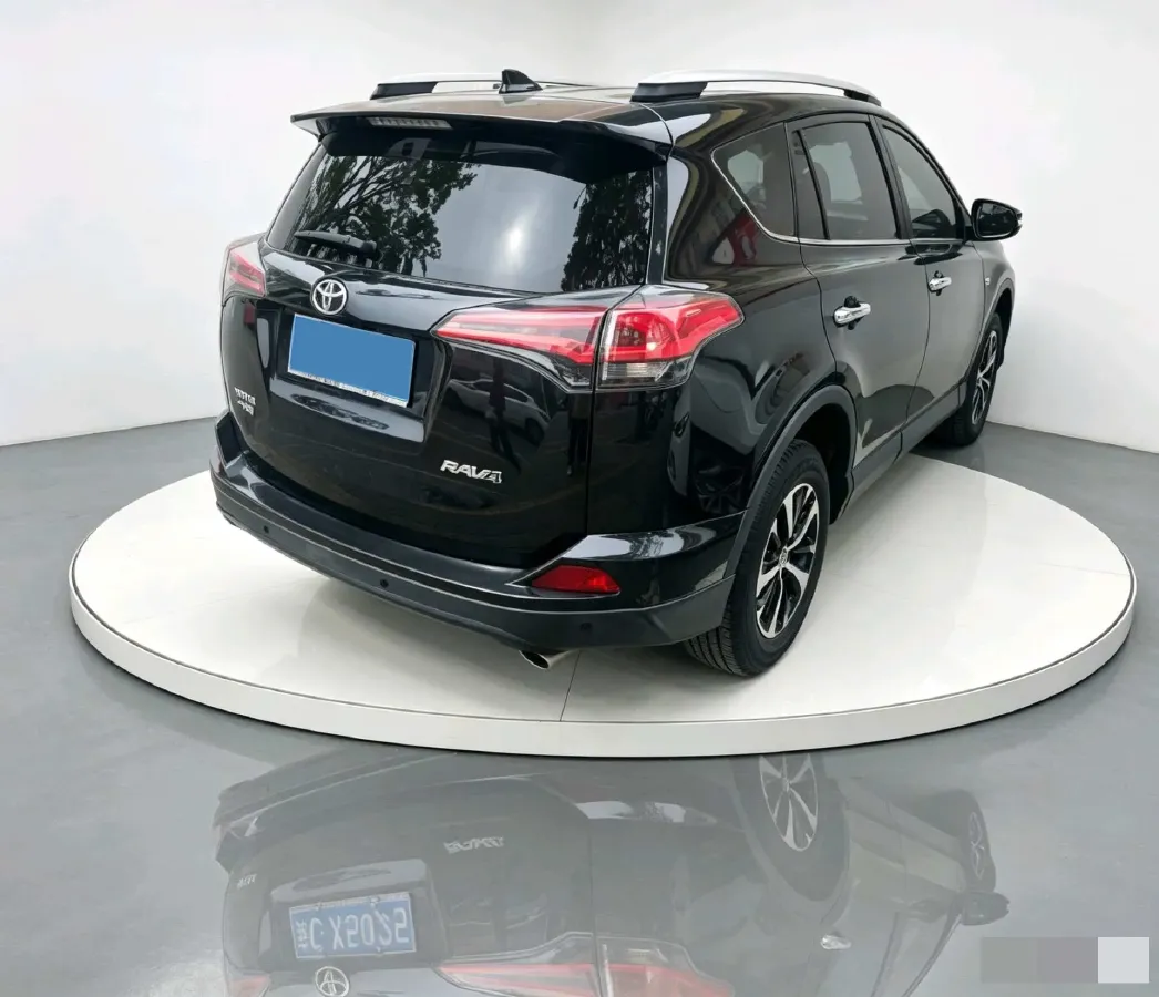 2019 Toyota RAV4 2.0L 151HP L4 CVT,autocango,china used car exporter,china ev exporter,chinese used car exporter,chinese used ev exporter