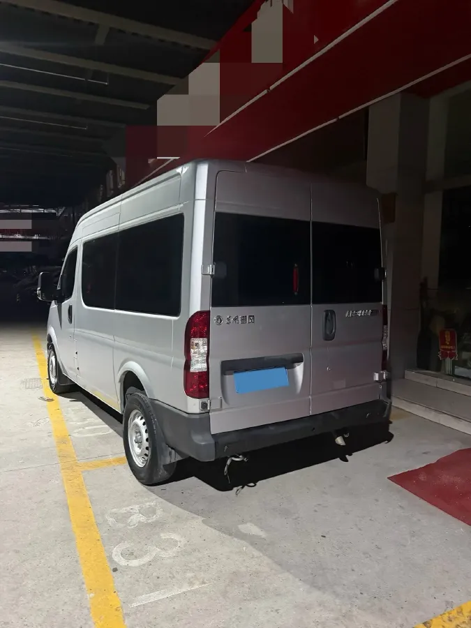 2019 JMC YuHu 5 2.0T 142HP L4 6MT,autocango,china used car exporter,china ev exporter,chinese used car exporter,chinese used ev exporter