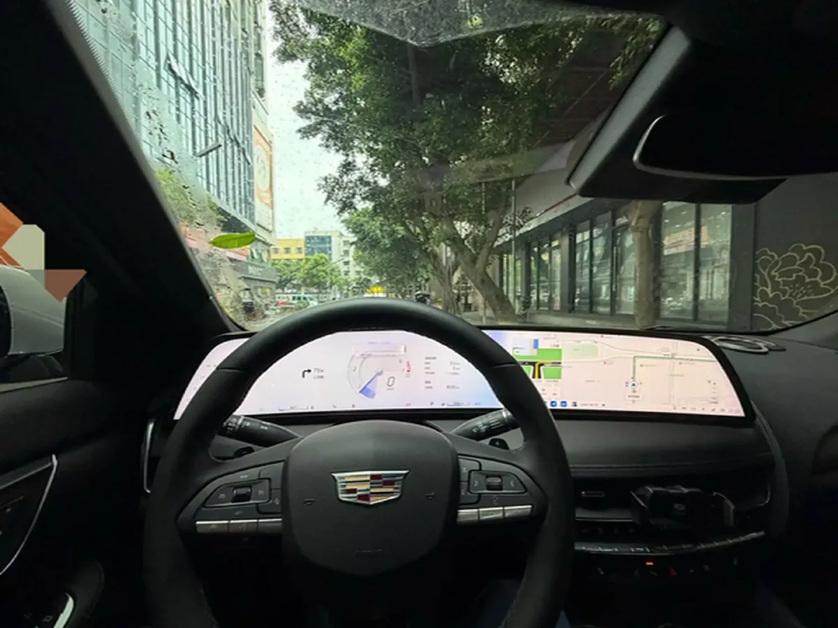 2025 Cadillac CT5 2.0T 237HP L4 10AT,autocango,china used car exporter,china ev exporter,chinese used car exporter,chinese used ev exporter