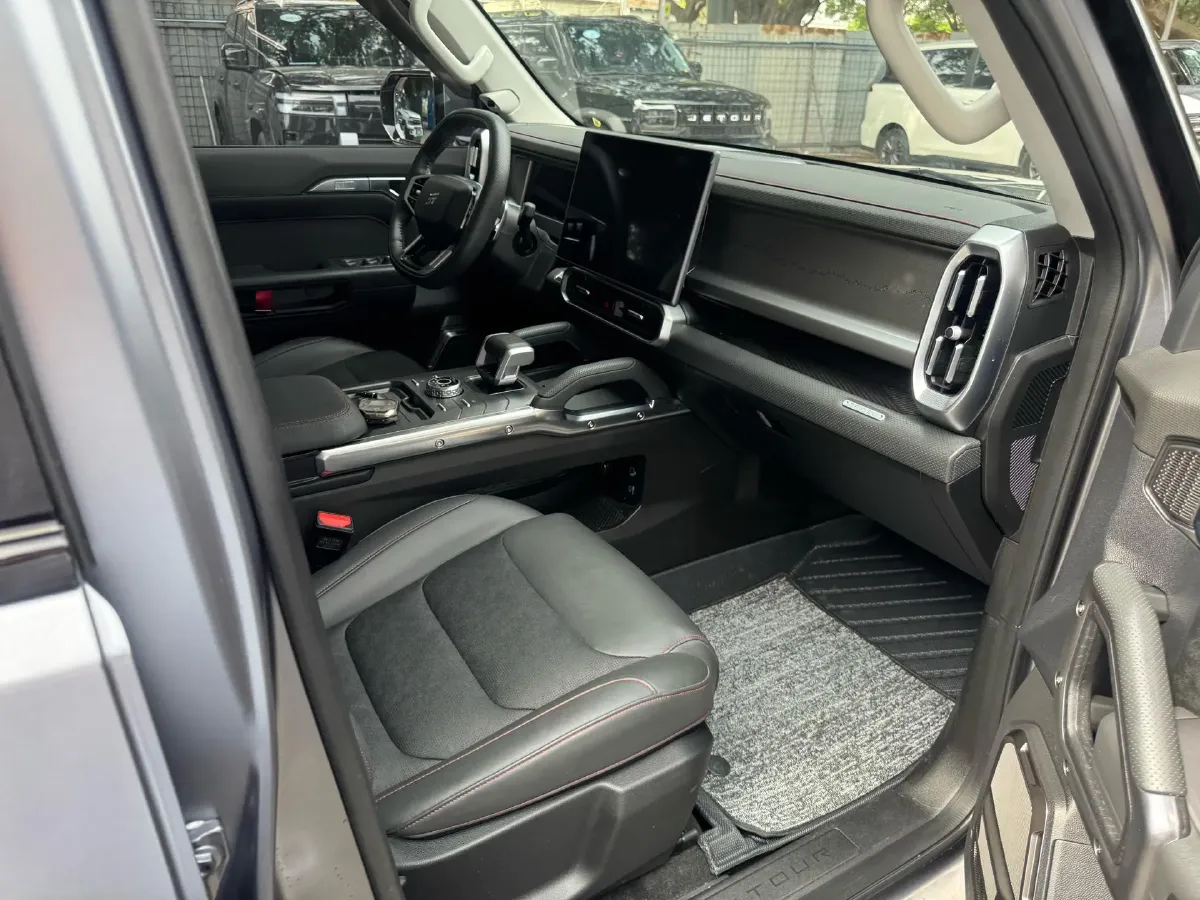 2023 Jetour Traveller 1.5T 184HP L4 7DCT,autocango,china used car exporter,china ev exporter,chinese used car exporter,chinese used ev exporter