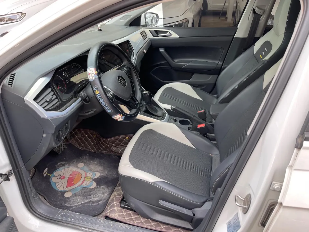 2021 Haval H6 1.5T 169HP L4 7DCT,autocango,china used car exporter,china ev exporter,chinese used car exporter,chinese used ev exporter