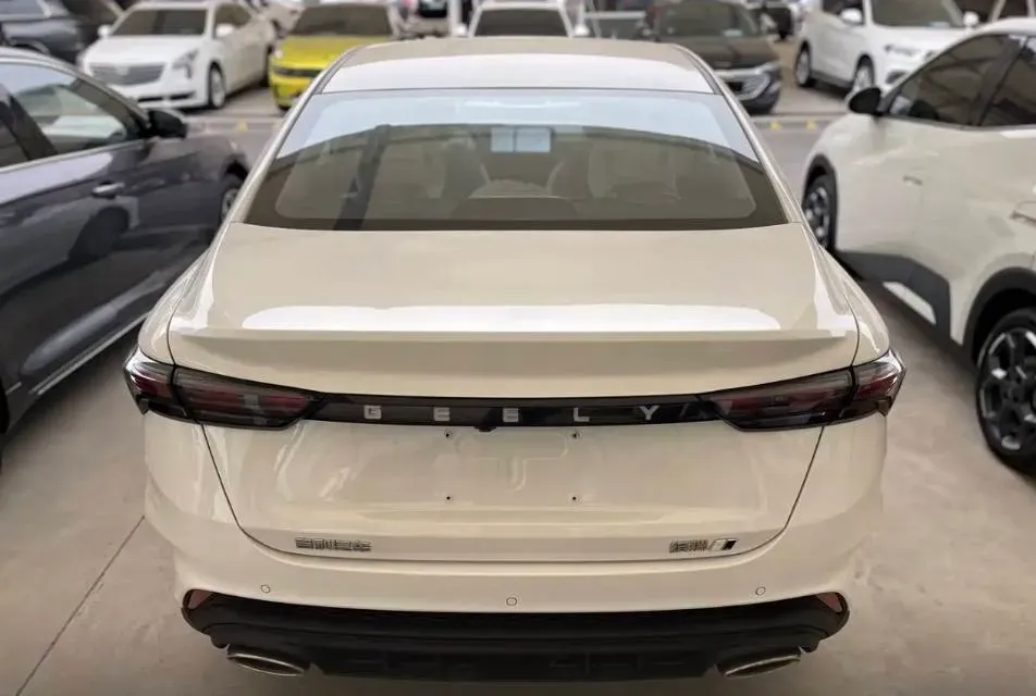 2024 Geely Binray 1.5T 181HP L4 7DCT,autocango,china used car exporter,china ev exporter,chinese used car exporter,chinese used ev exporter