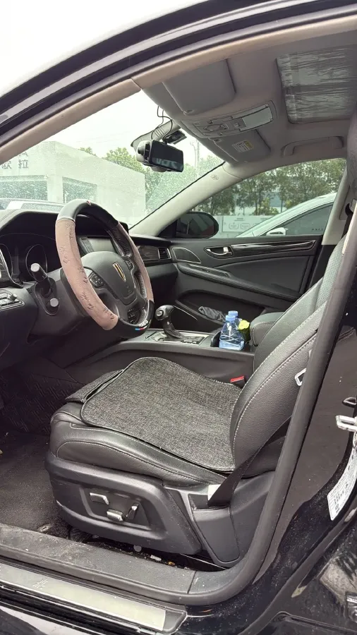 2019 HongQi H7 2.0T 204HP L4 6AT,autocango,china used car exporter,china ev exporter,chinese used car exporter,chinese used ev exporter