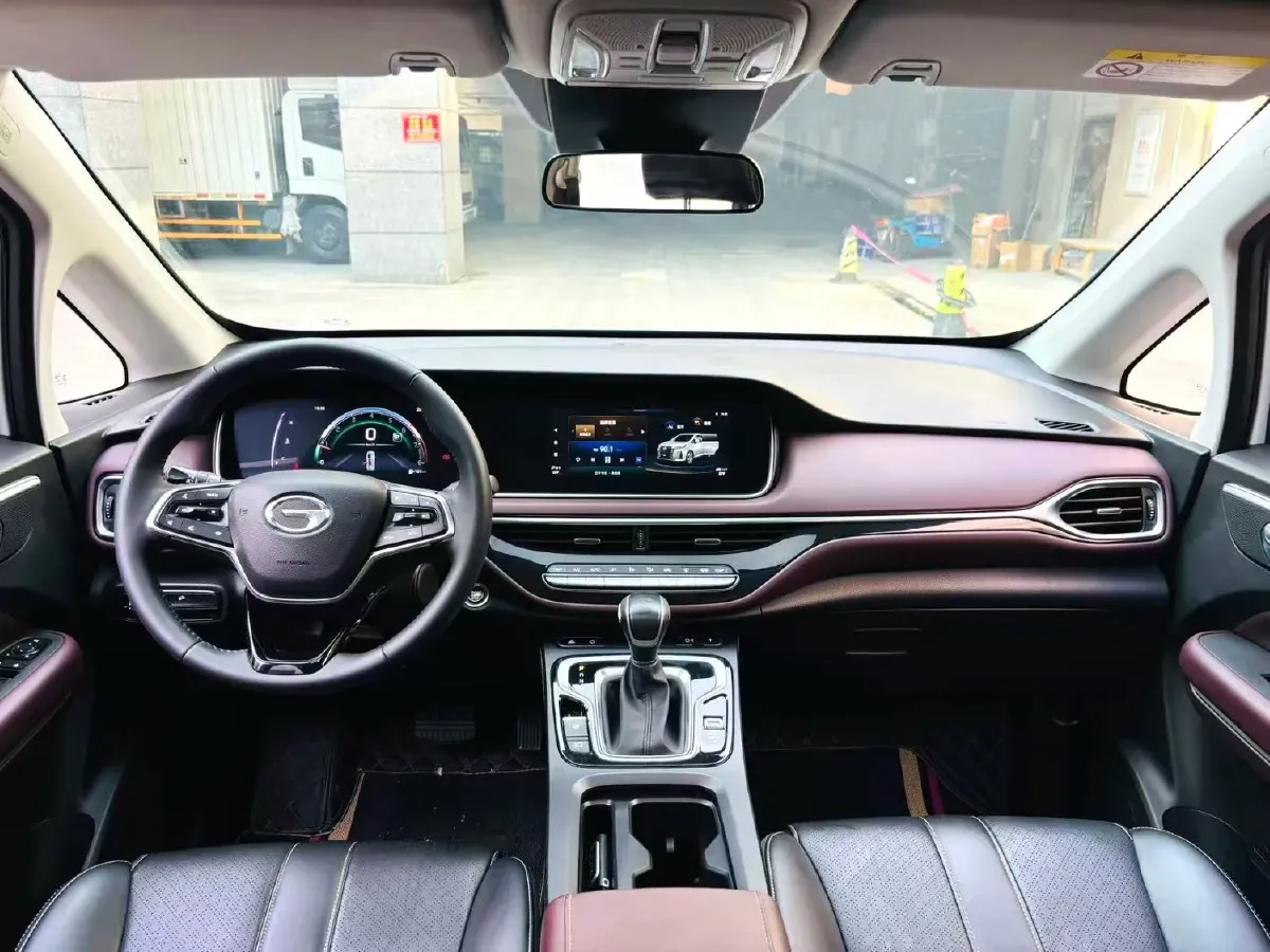 2021 GAC Trumpchi M6 1.5T 169HP L4 7DCT,autocango,china used car exporter,china ev exporter,chinese used car exporter,chinese used ev exporter