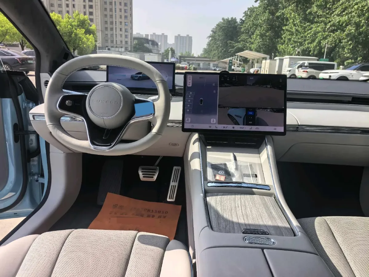 2025 Luxeed S7 BEV 100KWH,autocango,china used car exporter,china ev exporter,chinese used car exporter,chinese used ev exporter