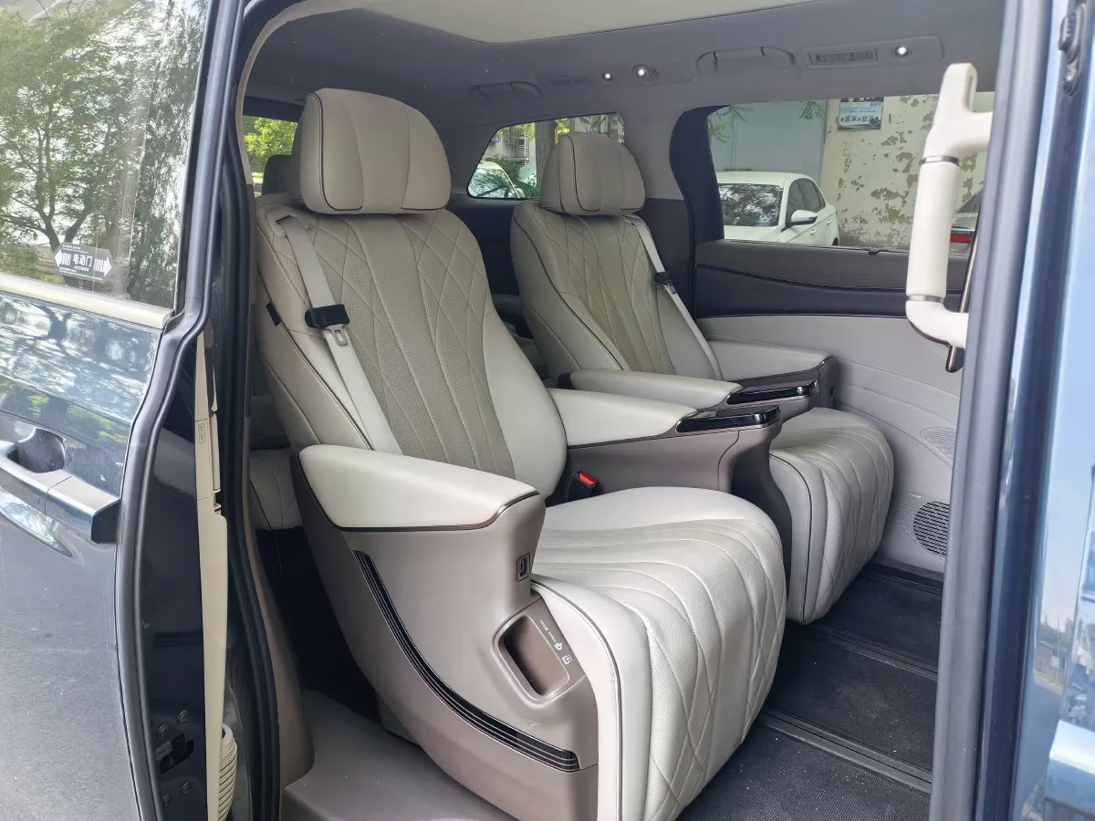 2022 Honda Odyssey 2.0L 146HP L4 E-CVT Hybrid,autocango,china used car exporter,china ev exporter,chinese used car exporter,chinese used ev exporter